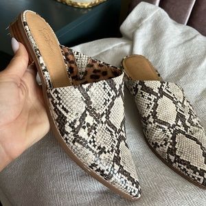 Crown Vintage 🐍 snakeskin inspired  mules🔥🔥